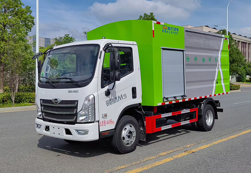 程力牌福田M5树木物料粉碎车，树枝粉碎收集车